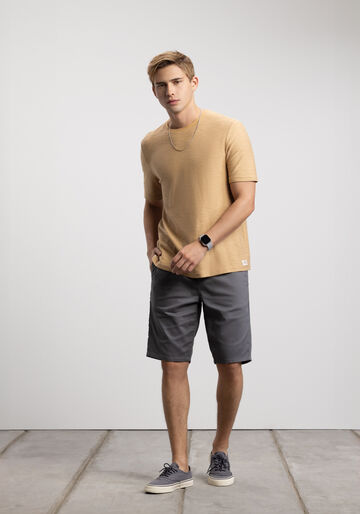 Camiseta Básica De Mangas Curtas Em Malha Texturizada, BEGE TIGER. Camiseta Básica De Mangas Curtas Em Malha Texturizada, BEGE TIGER, large.