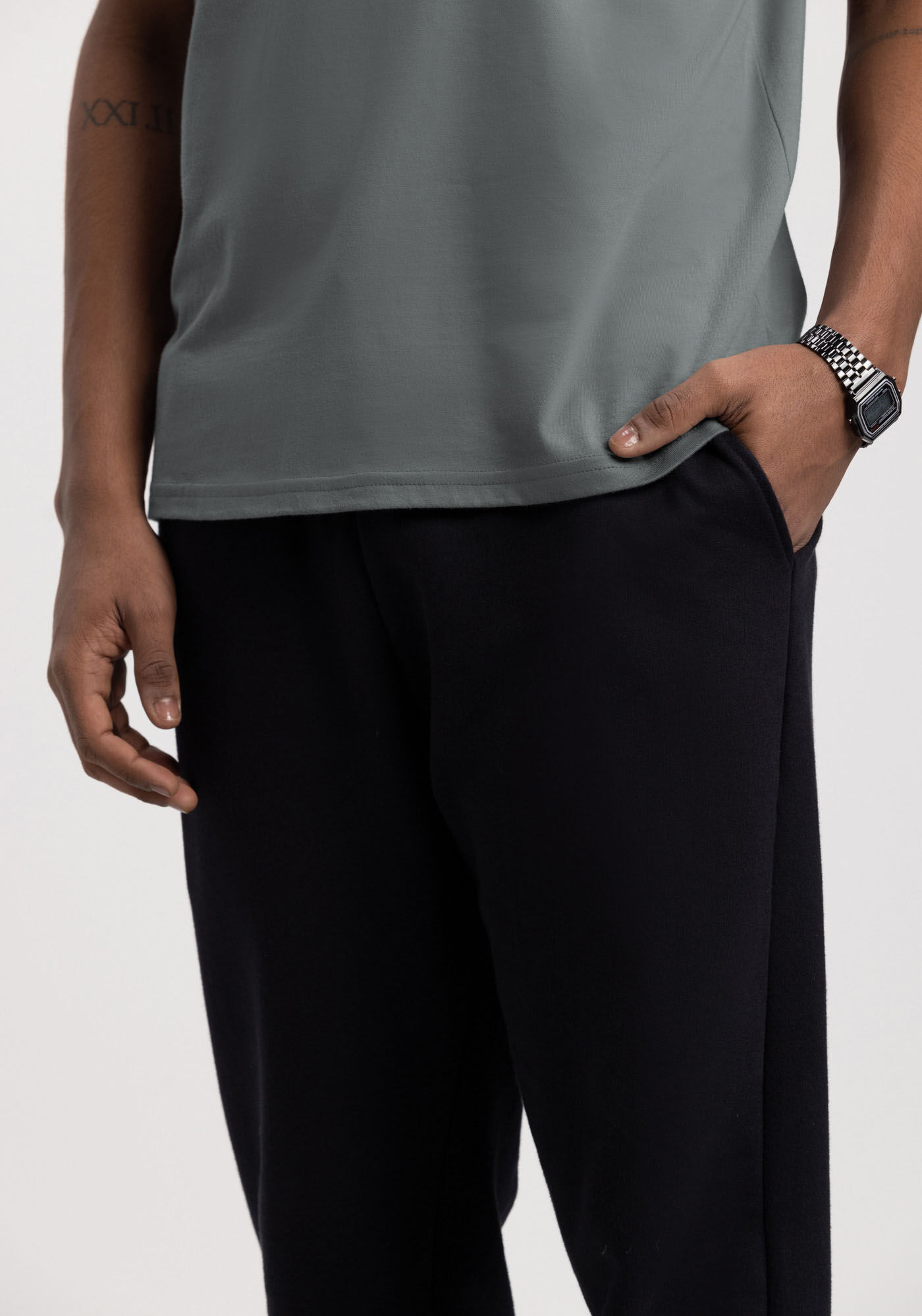 Camiseta Masculina B&aacute;sica Em Meia Malha Penteada De Algod&atilde;o, CINZA XAXADO, large.