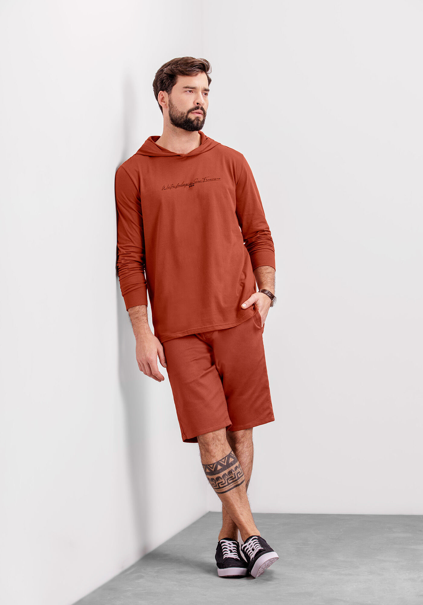 Camiseta Manga Longa Masculina com Capuz, LARANJA FERRUGEM, large.