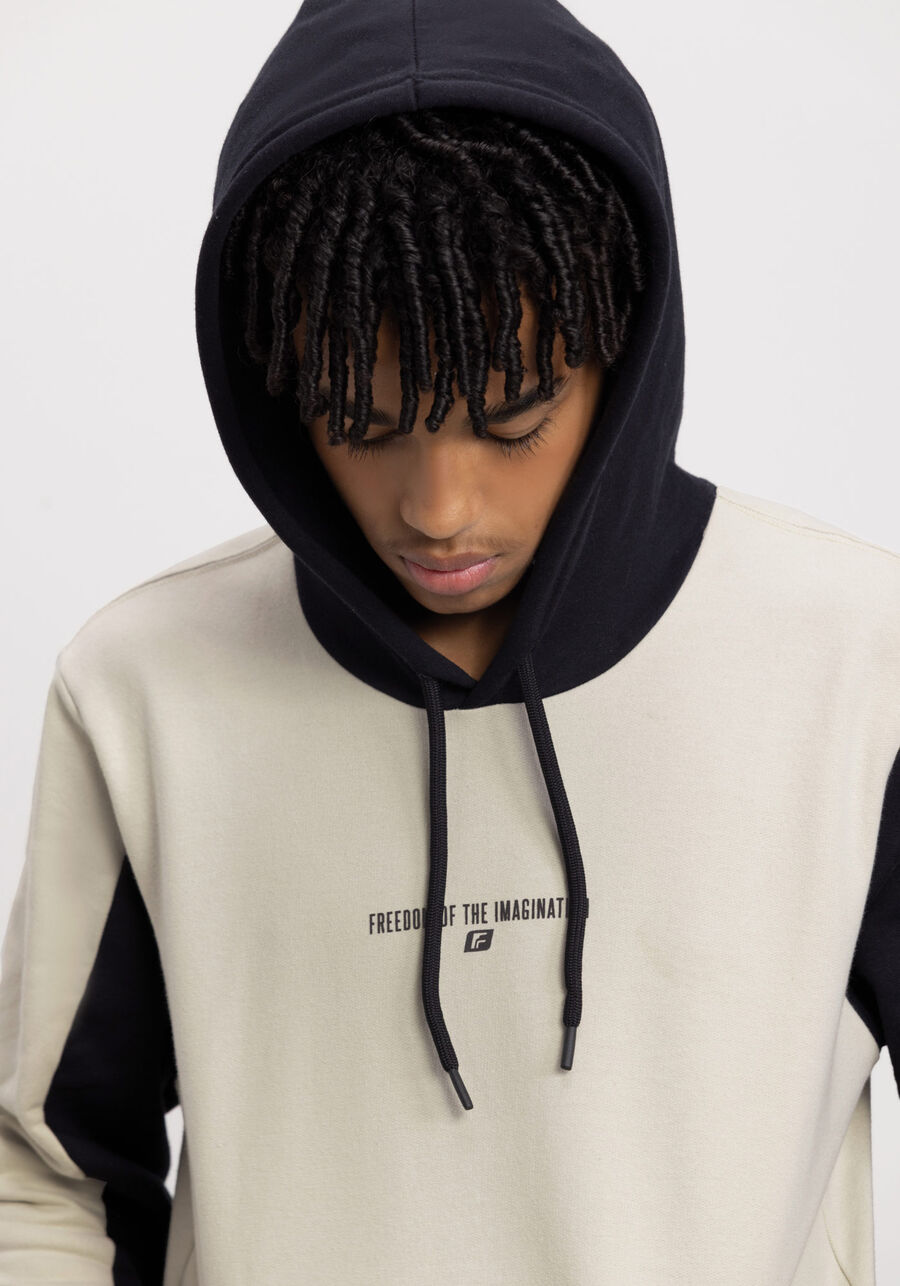 Blusão Juvenil Com Estampa Localizada Em Moletom Felpado, BEGE SYSTEM. Blusão Juvenil Com Estampa Localizada Em Moletom Felpado, BEGE SYSTEM, large.