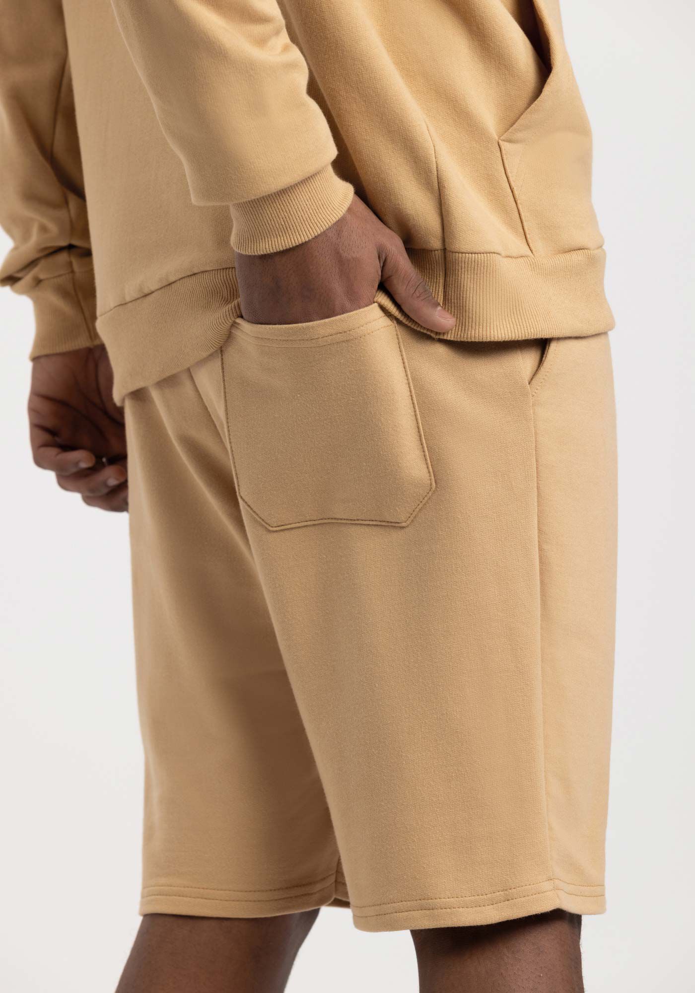 Bermuda Masculina Em Moletom De Algod&atilde;o Com Bolsos E Cadar&ccedil;o, BEGE TIGER, large.