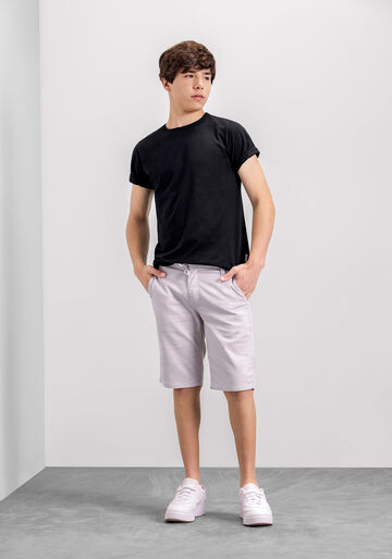 Bermuda Juvenil Com Bolsos E Cadarço Em Sarja Denim Malha, BEGE GELO. Bermuda Juvenil Com Bolsos E Cadarço Em Sarja Denim Malha, BEGE GELO, large.