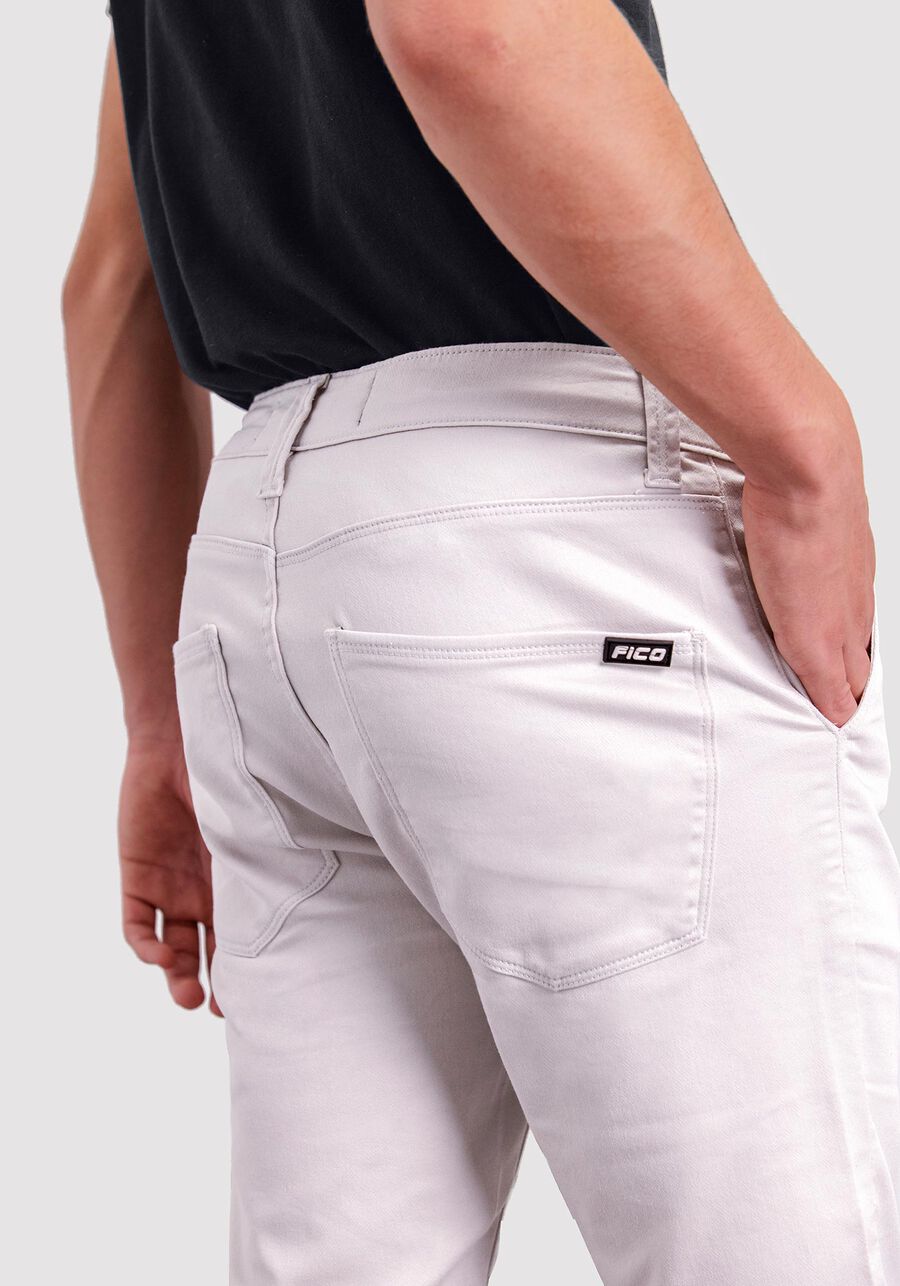 Bermuda Juvenil Com Bolsos E Cadarço Em Sarja Denim Malha, BEGE GELO. Bermuda Juvenil Com Bolsos E Cadarço Em Sarja Denim Malha, BEGE GELO, large.