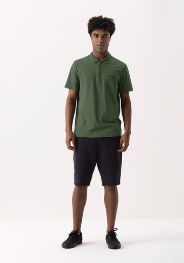 Camisa Polo Com Mangas Curtas E Zíper Em Meia Malha Penteada, VERDE HEIR. Camisa Polo Com Mangas Curtas E Zíper Em Meia Malha Penteada, VERDE HEIR, large.