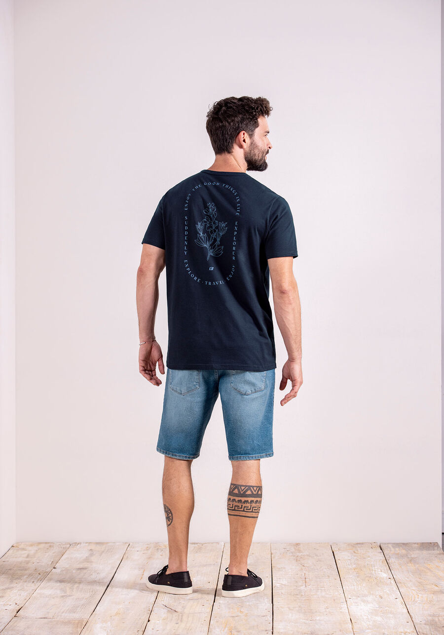 Camiseta Masculina em Malha com Estampa Costas, MARINHO IMPERIO. Camiseta Masculina em Malha com Estampa Costas, MARINHO IMPERIO, large.