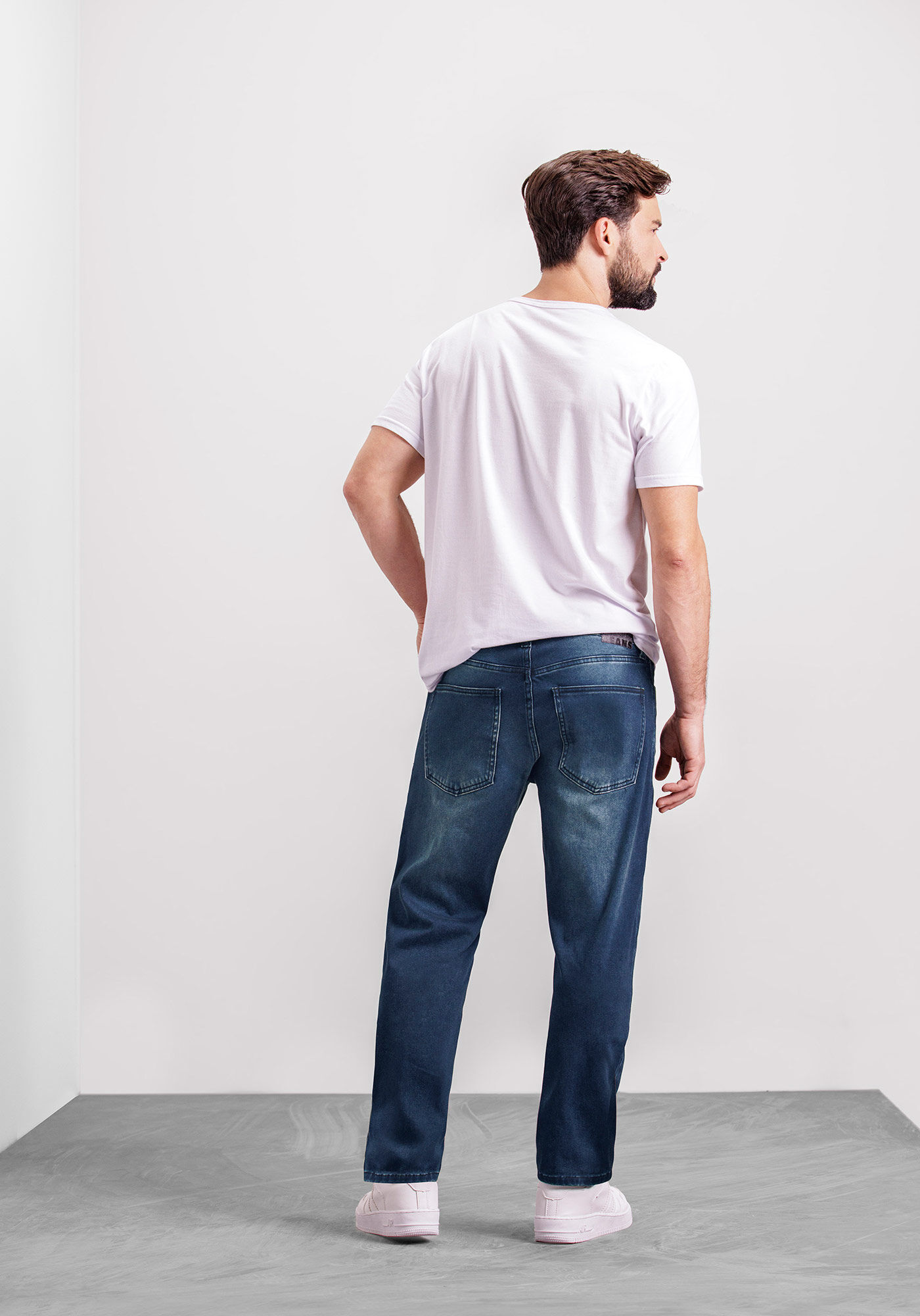 Cal&ccedil;a Jeans Slim Com Bolsos Funcionais E Elastano, JEANS, large.