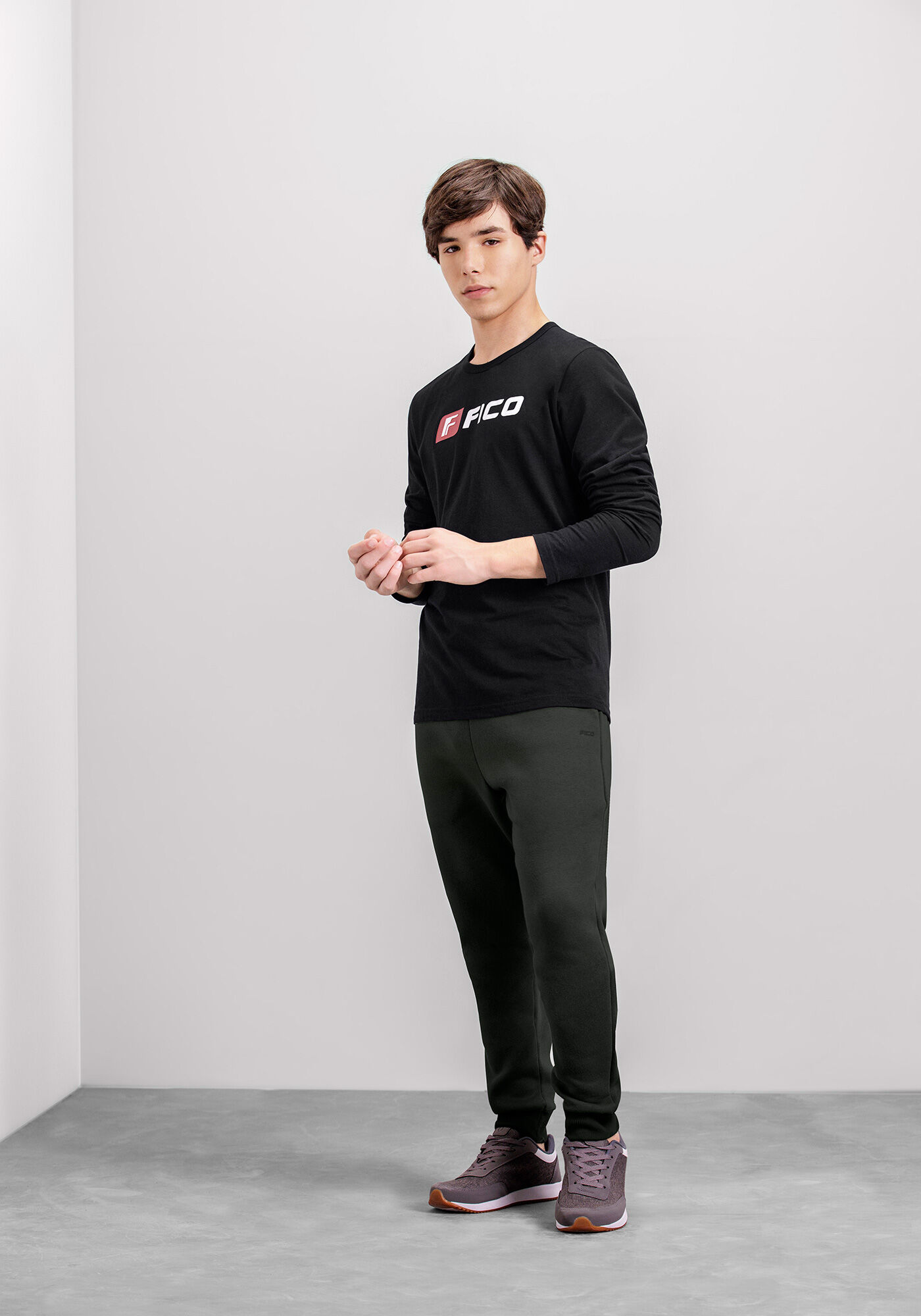 Cal&ccedil;a Jogger Juvenil em Moletom 3 Cabos, VERDE FURIA, large.